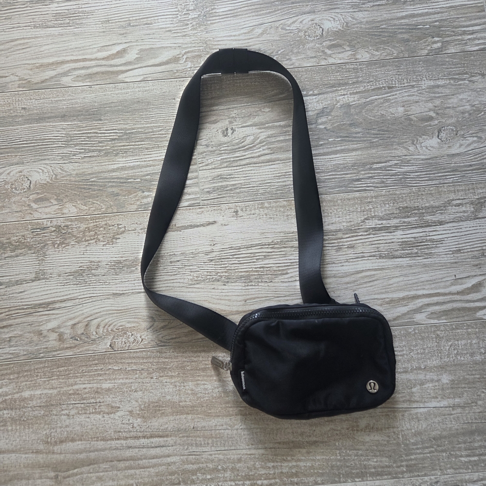 Lululemon Black Belt Bag
